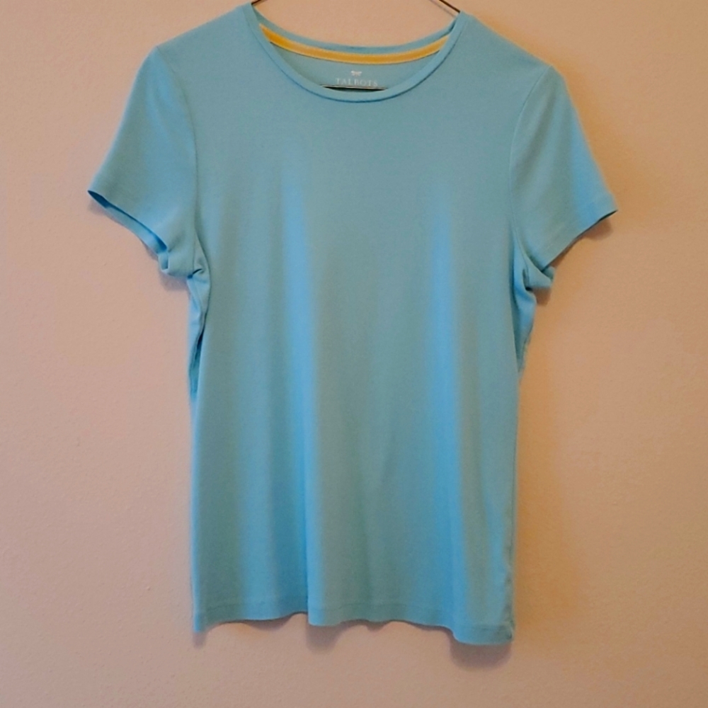 Scoop neck tee